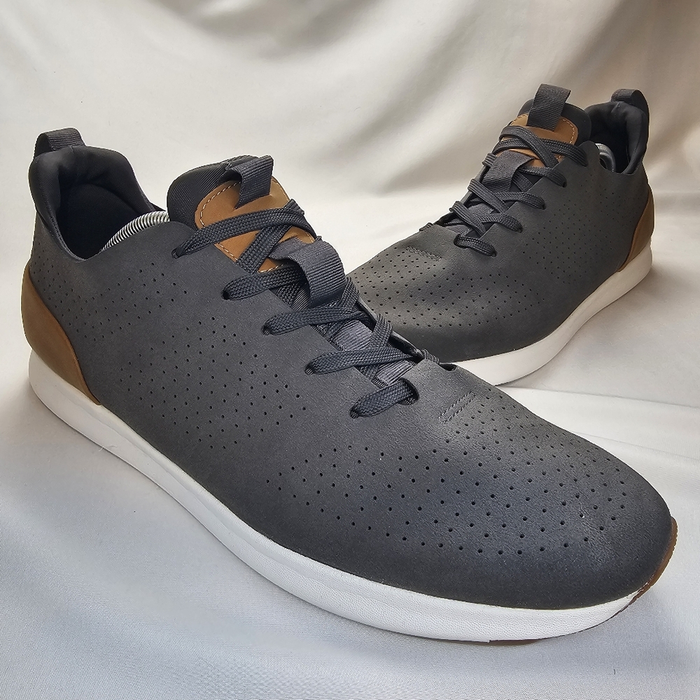 Steve Madden P-Scheen Mens 13 Gray Perforated Casual Sneakers Comfort Lace Up